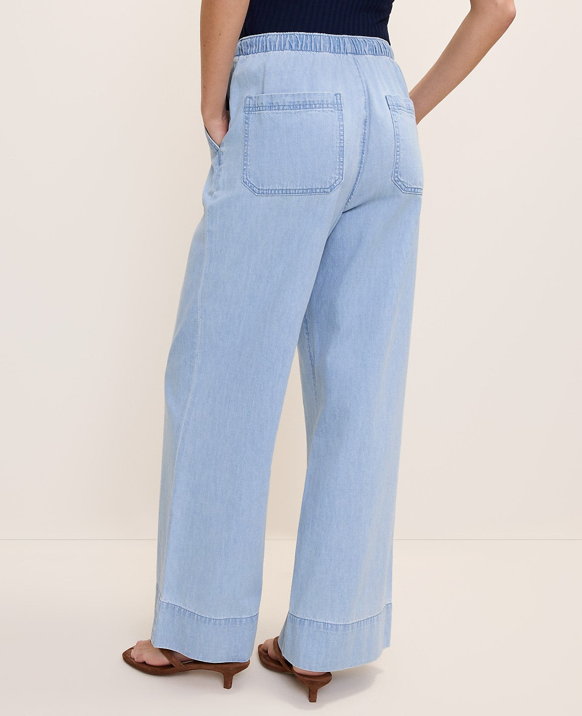 The Relaxed Wide-Leg Jean | Ann Taylor