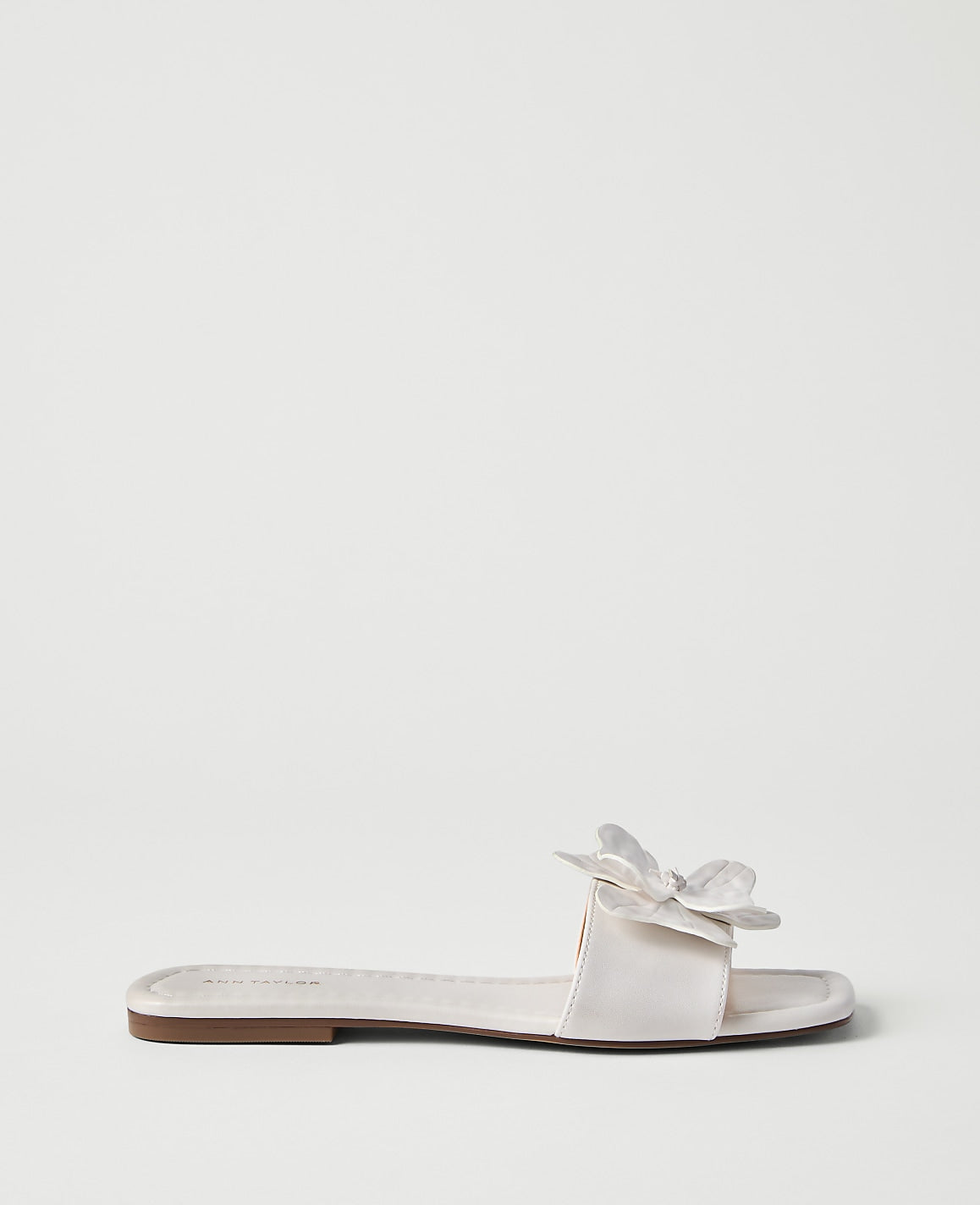 Leather Flower Embellished Sandal | Vinci Leather