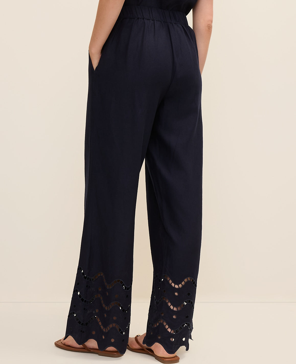 The Petite Easy Wide-Leg Pant in Linen Blend | Ann Taylor