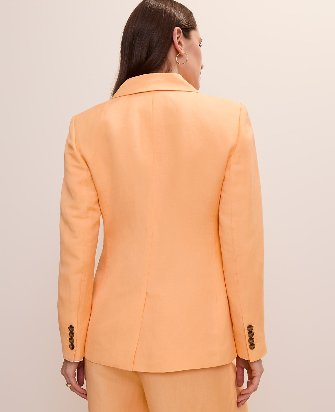 The Petite Cutaway Blazer in Linen Blend | Ann Taylor