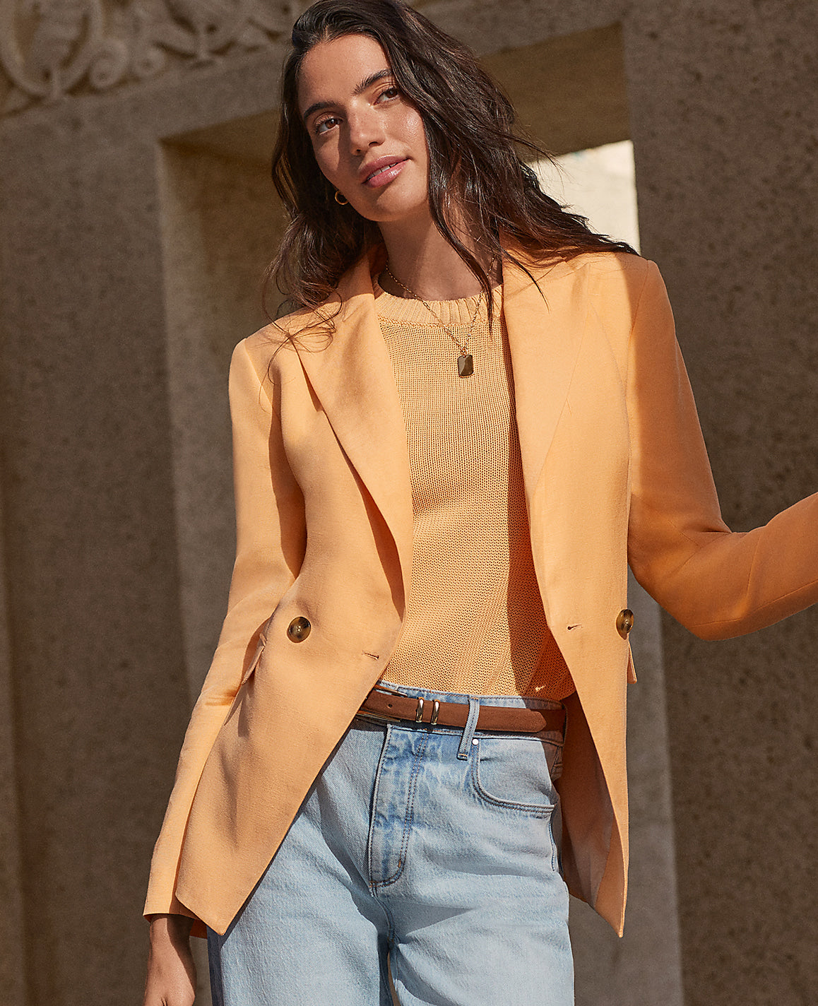 The Petite Cutaway Blazer in Linen Blend | Ann Taylor