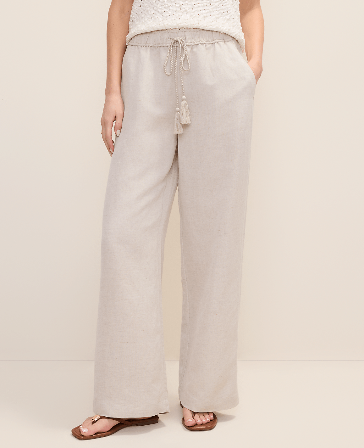 Weekend Easy Fit Wide-Leg Pant in Linen Blend | Ann Taylor