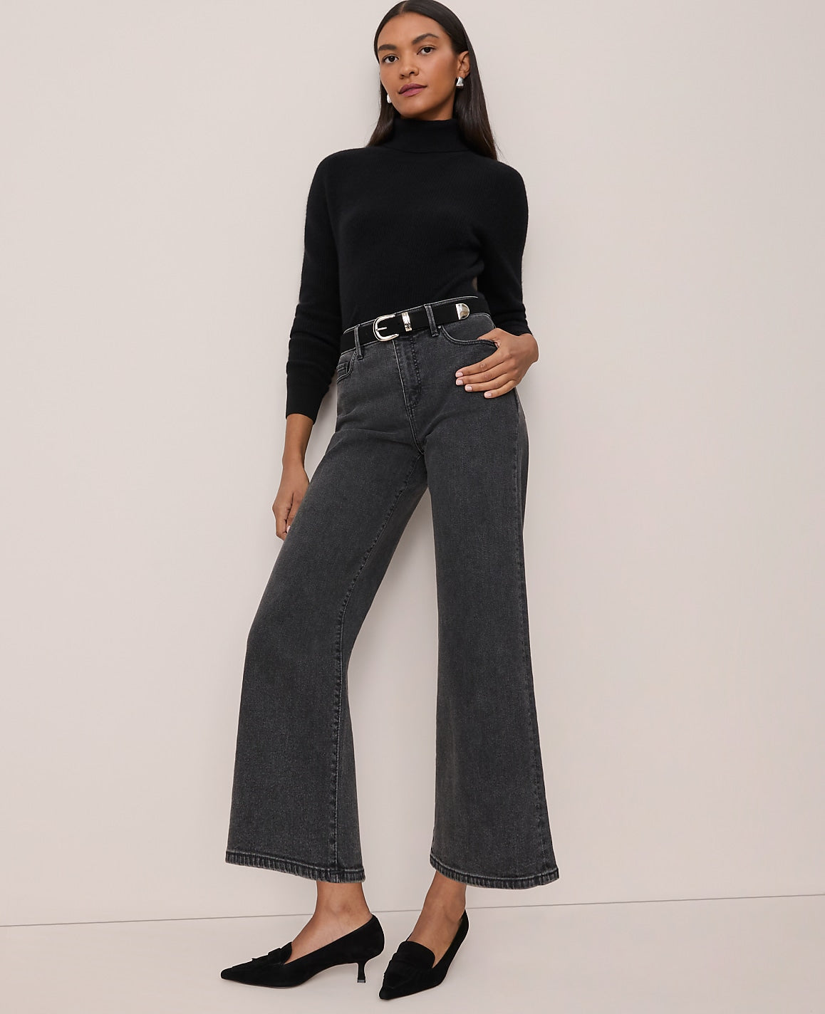 The Wide-Leg Crop Jean | Ann Taylor