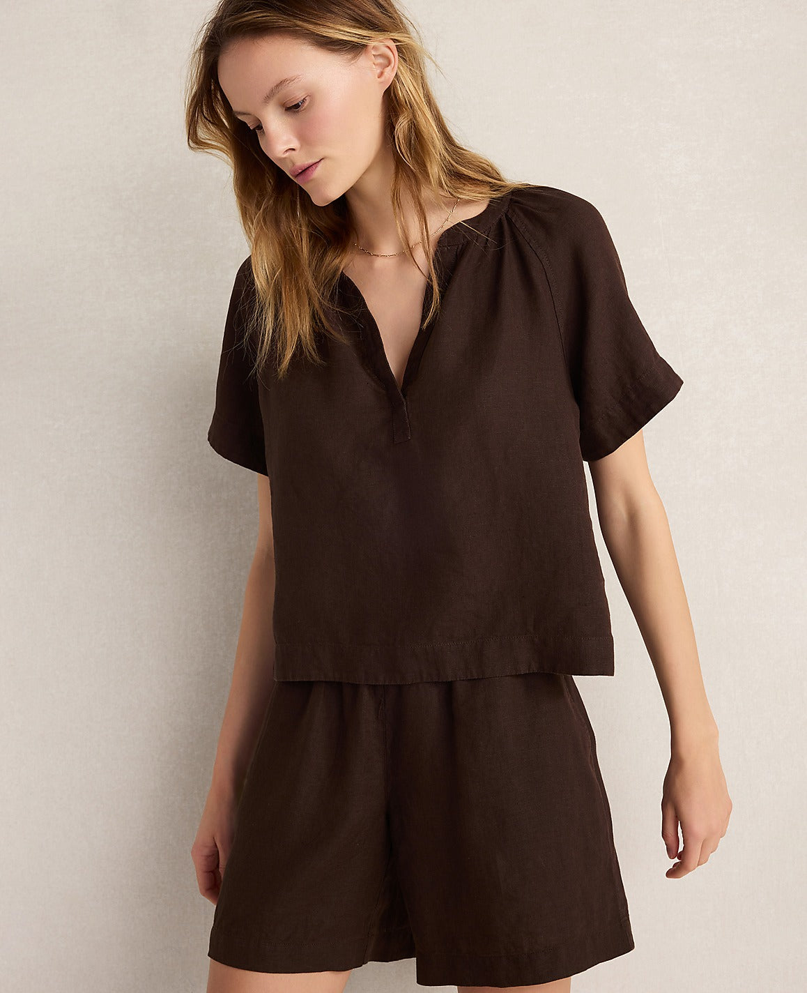 Haven Well Within Linen Gathered V-Neck Top | Ann Taylor