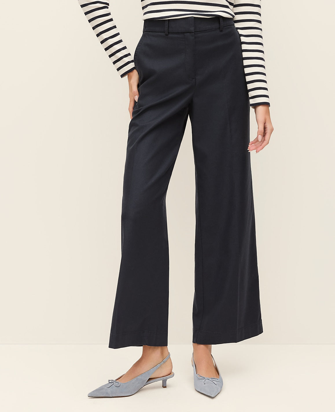 The Relaxed Wide-Leg Ankle Pant | Ann Taylor
