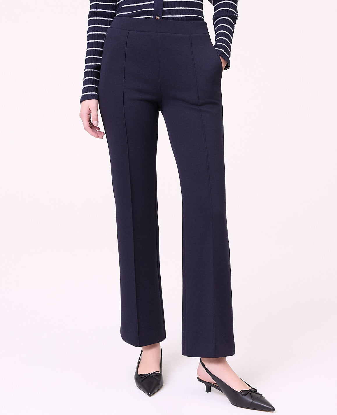 Weekend Easy Fit Flare Ankle Pant | Ann Taylor