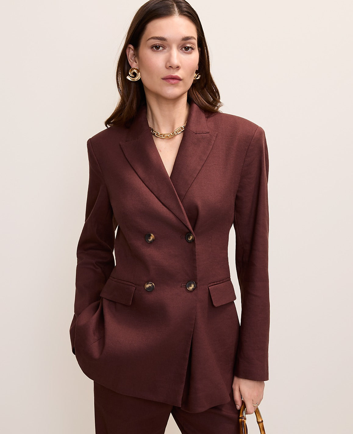 The Petite Fitted Long Double Breasted Blazer in Linen Blend | Ann Taylor