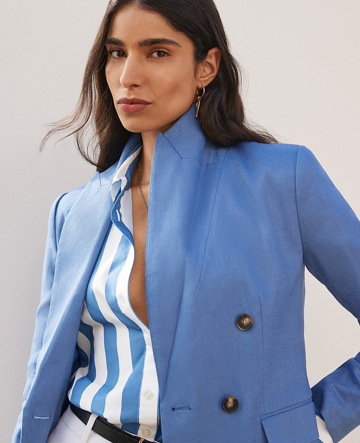 The Petite Tailored Blazer in Linen Blend | Ann Taylor