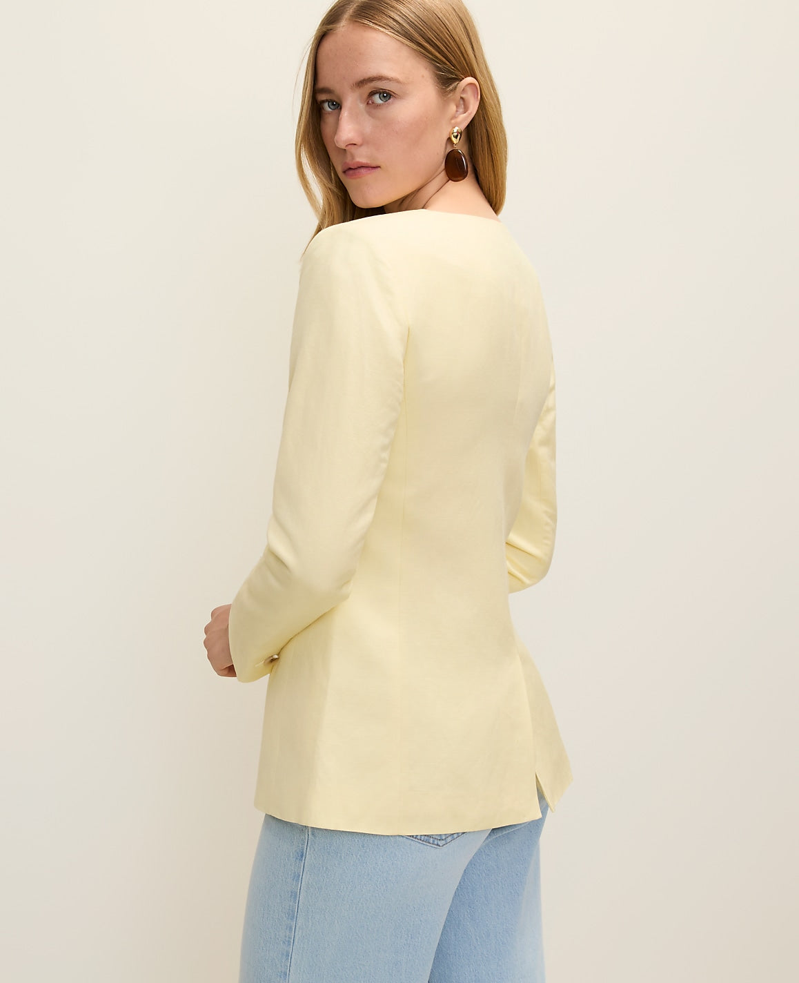 The Petite Cutaway Jacket in Linen Blend | Ann Taylor