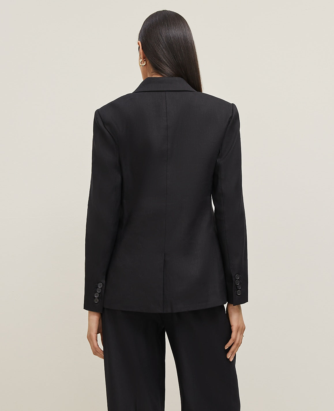 The Notched Two Button Fitted Blazer in Linen Blend | Ann Taylor