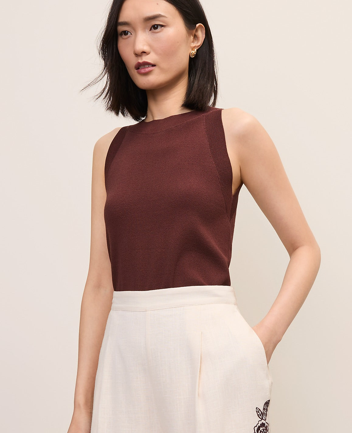 The Embroidered Side Zip Short | Vinci Leather