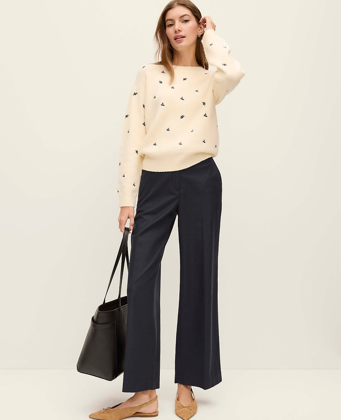 Weekend Floral Embroidered Sweater | Vinci Leather