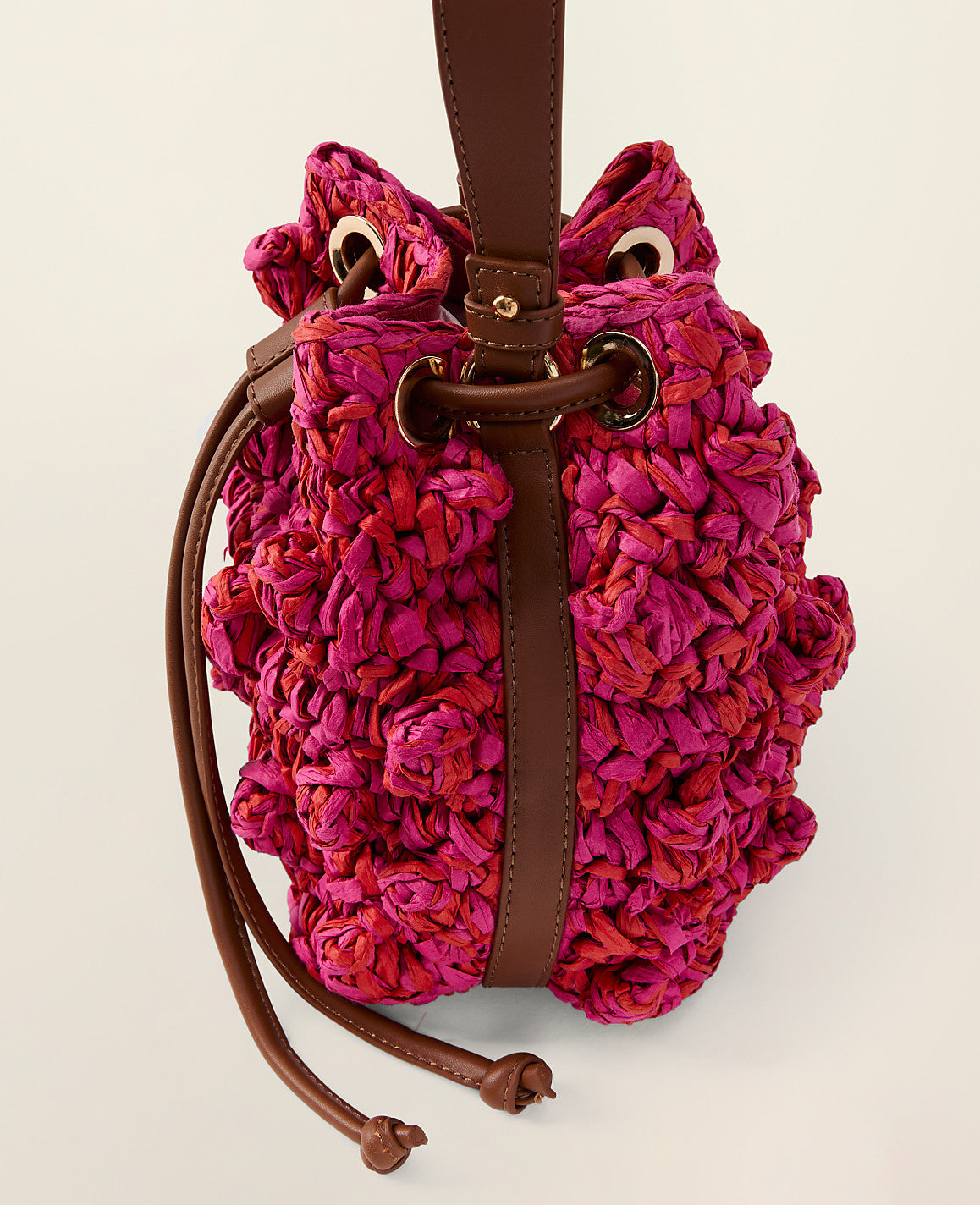 Straw Drawstring Crossbody | Vinci Leather