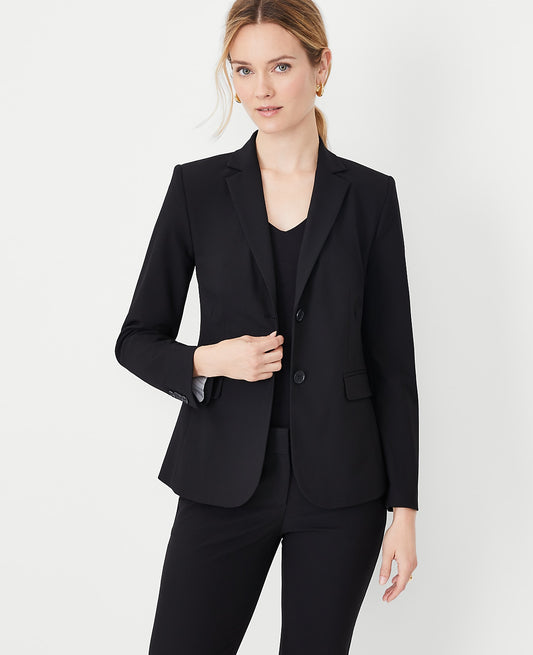 The Notched Two Button Blazer in Seasonless Stretch - Curvy Fit | Vinci Leather