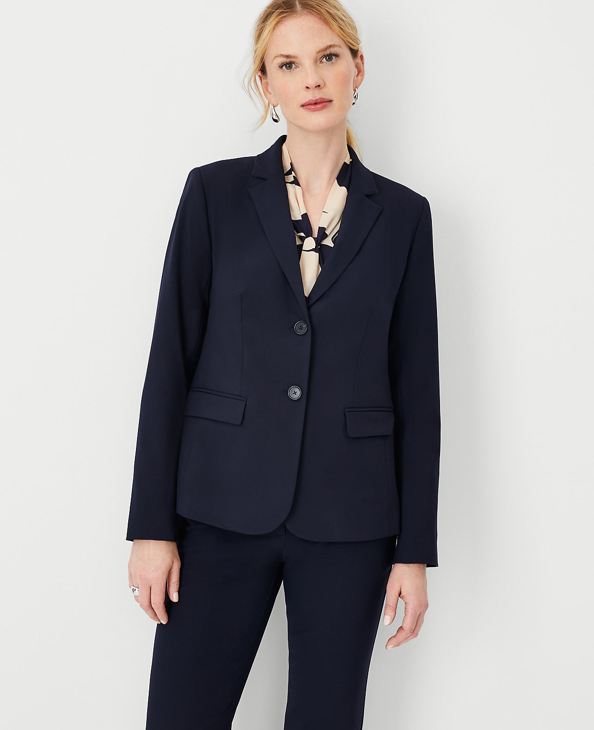 The Notched Two Button Blazer in Seasonless Stretch - Curvy Fit | Vinci Leather
