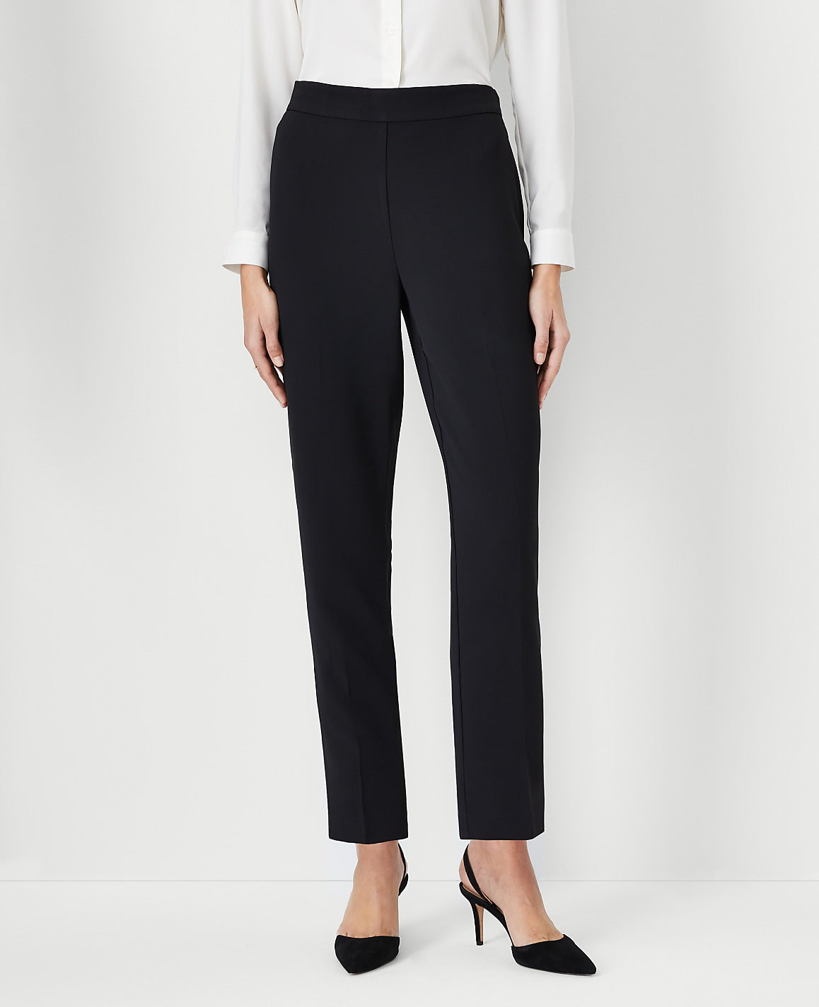 The Side Zip Ankle Pant in Fluid Crepe - Curvy Fit | Vinci Leather