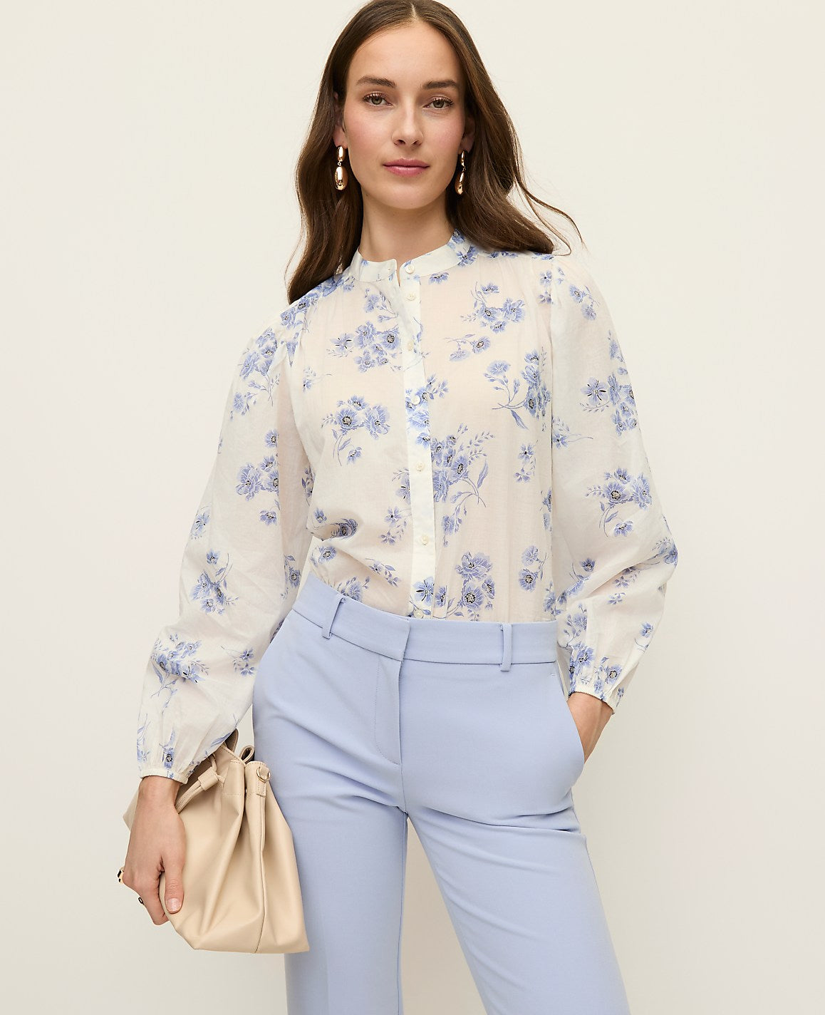 Floral Embroidered Collar Blouse | Vinci Leather