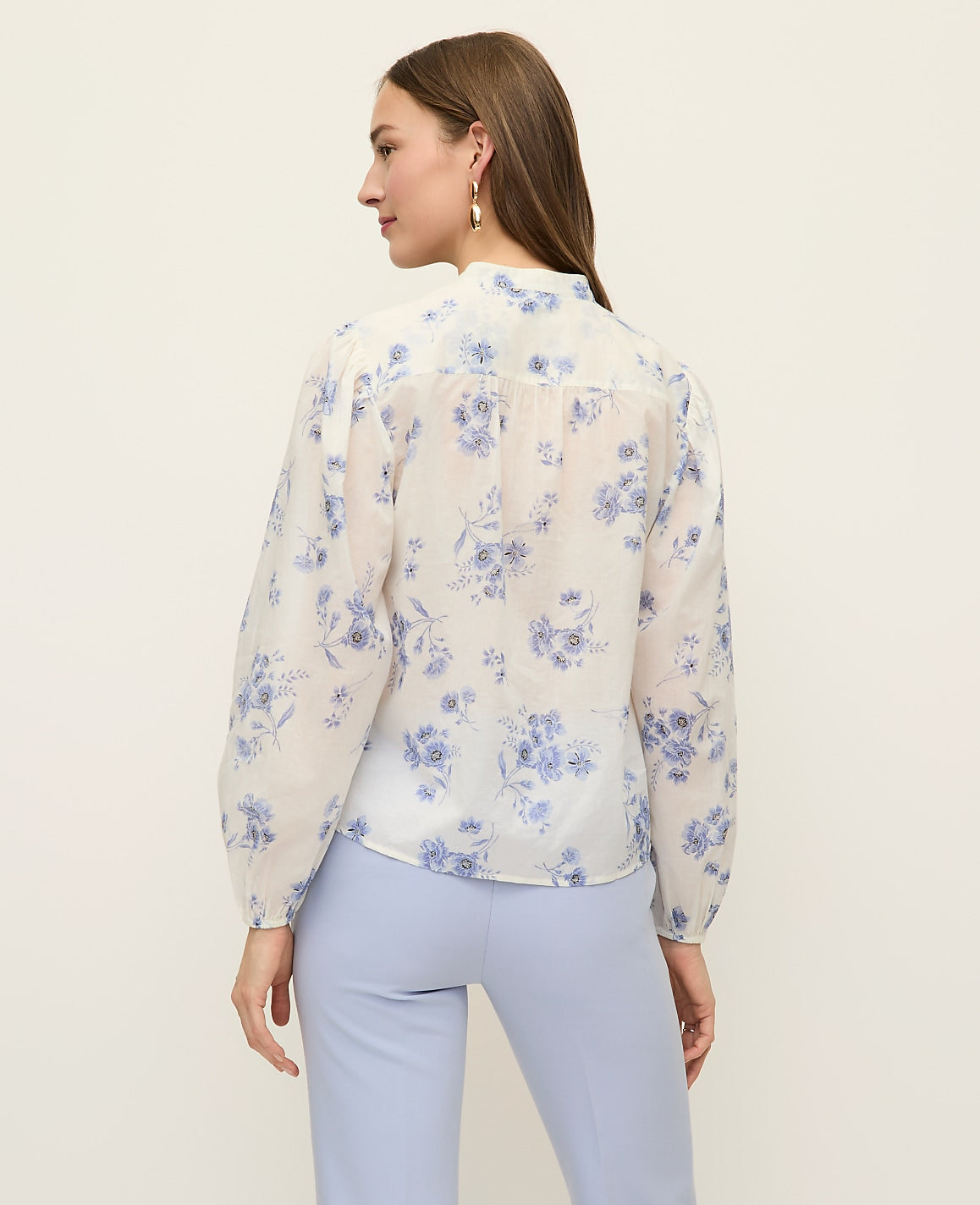 Floral Embroidered Collar Blouse | Vinci Leather